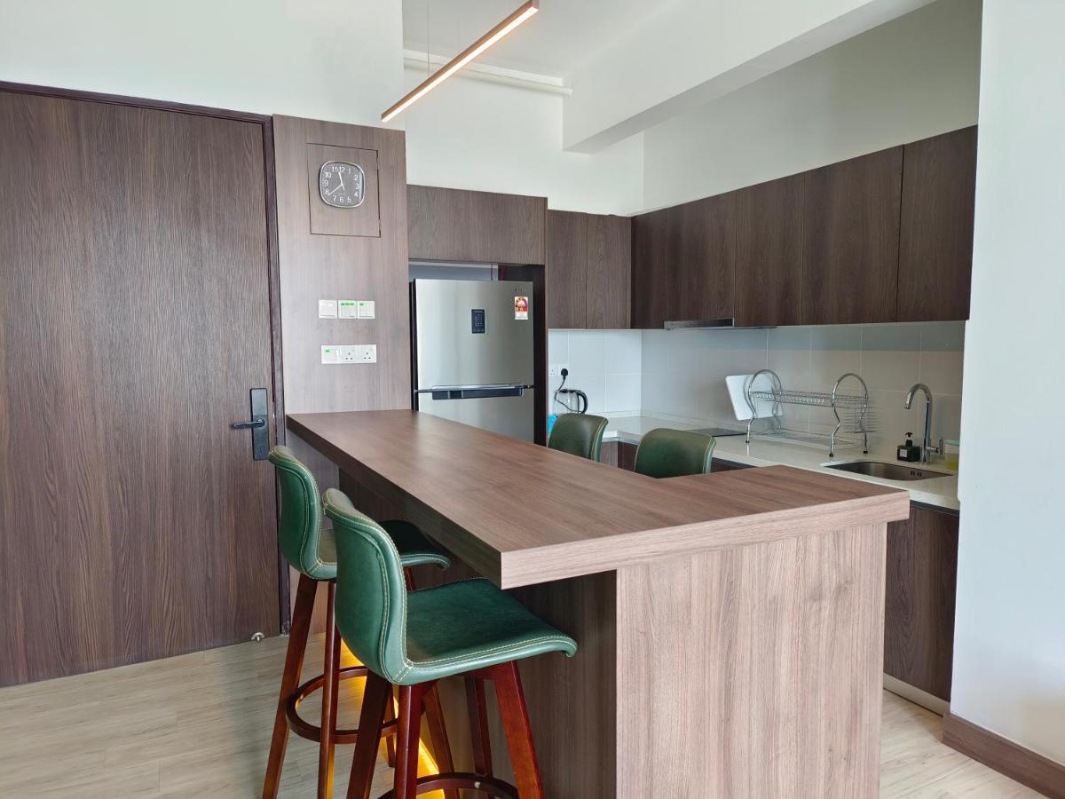 One Bedroom Troika Kota Bharu By Aghome المظهر الخارجي الصورة