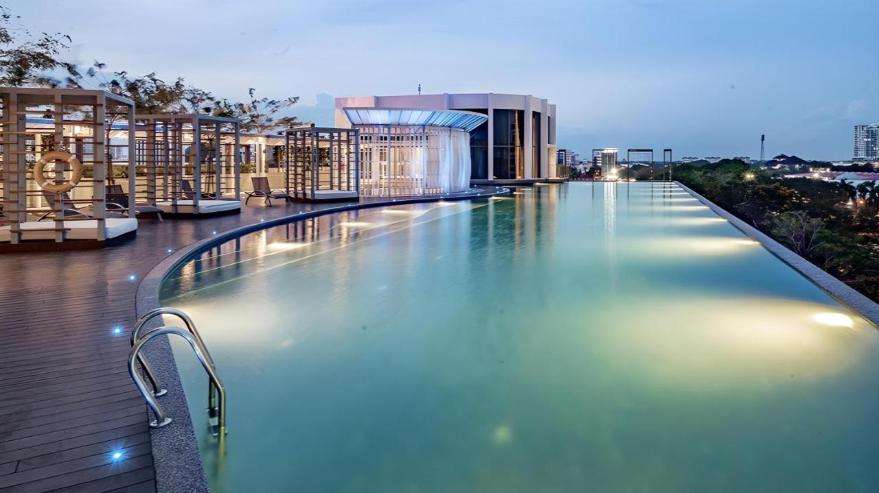 One Bedroom Troika Kota Bharu By Aghome المظهر الخارجي الصورة