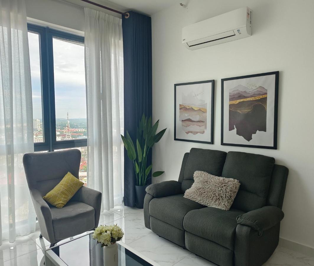 One Bedroom Troika Kota Bharu By Aghome المظهر الخارجي الصورة
