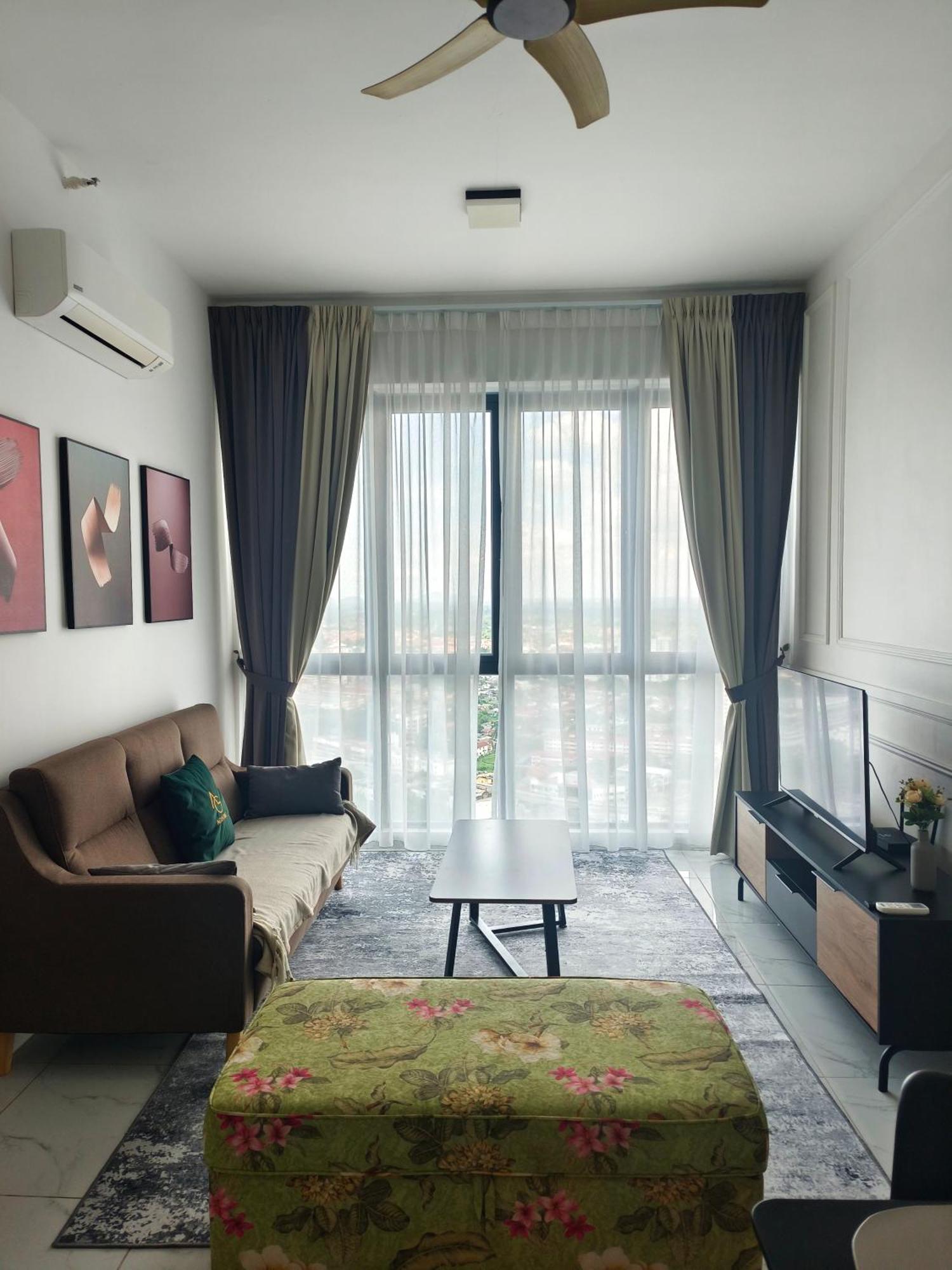 One Bedroom Troika Kota Bharu By Aghome المظهر الخارجي الصورة